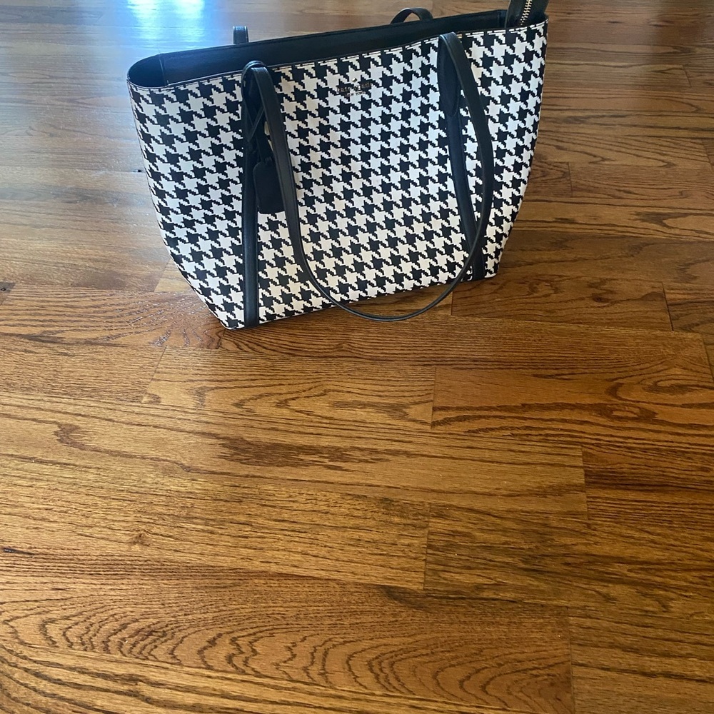 Kate Spade Houndstooth Shoulder bag